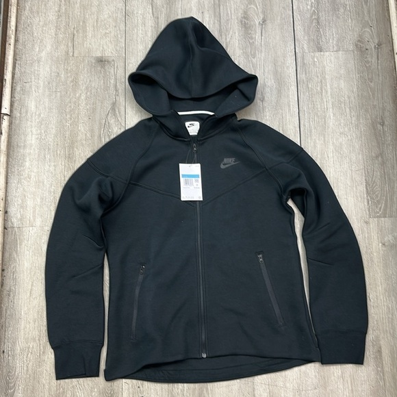 Women's Nike Sportswear Tech Fleece Windrunner Full-Zip Hoodie - Picture 8 of 13